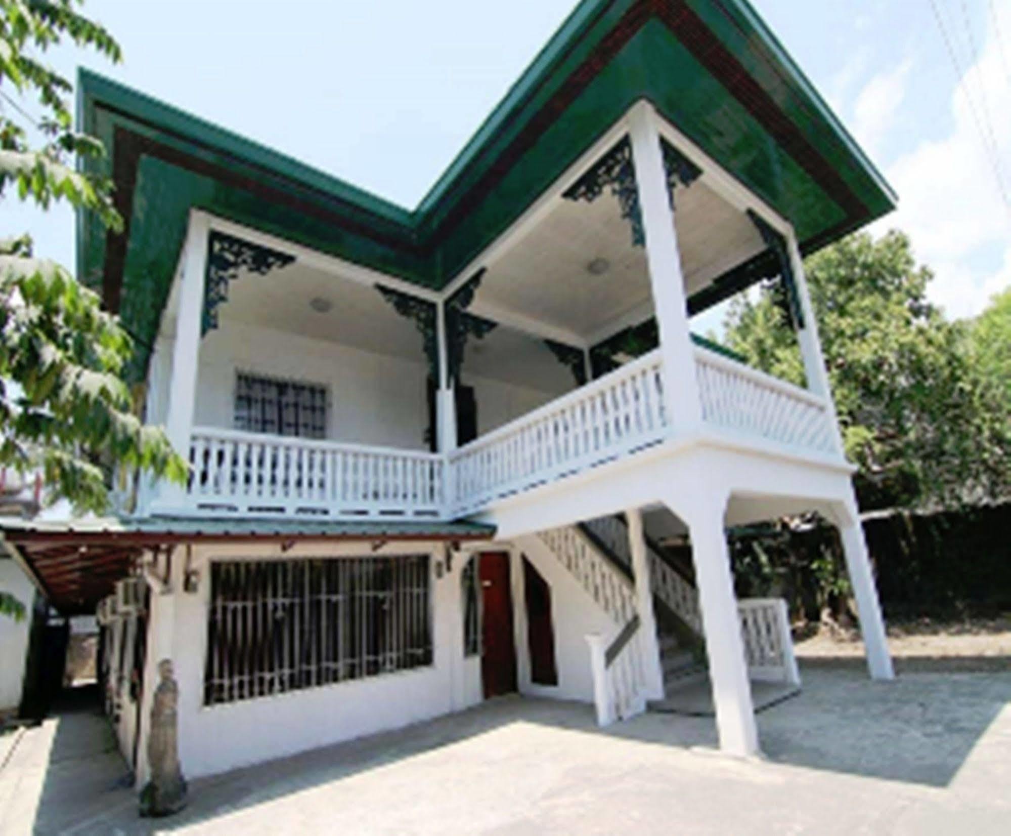 Casa Tentay Iloilo Esterno foto